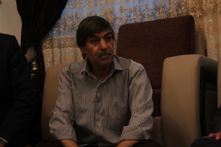 دیدار خبرنگاران کردستانی با «ابراهیم دلاوری» پیشکسوت عرصه خبر دیدار خبرنگاران کردستانی با «ابراهیم دلاوری» پیشکسوت عرصه خبر