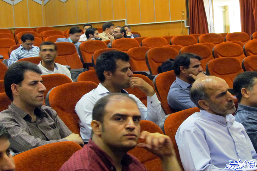 منتخبان جشنواره کتابخوانی رضوی در لرستان تجلیل شدند