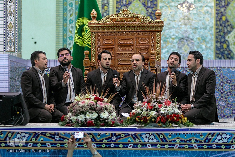 محفل انس با قرآن در حرم  رضوی برگزار شد