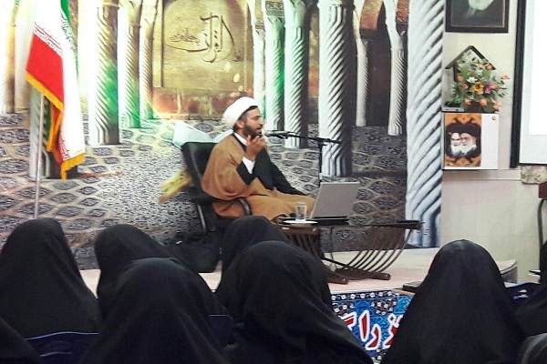 برگزاری دوره آموزشی «تشکیل و تحکیم خانواده » از سوی مؤسسه دارالتحفیظ قرآن برگزاری دوره آموزشی «تشکیل و تحکیم خانواده » از سوی مؤسسه دارالتحفیظ قرآن