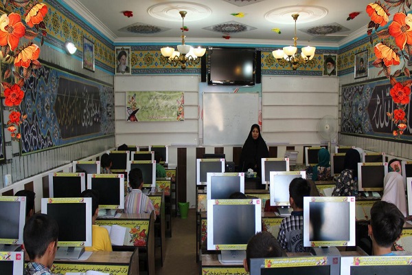 در حال تکمیل///در منزل و با درآمد شخصی در راه ترویج قرآن گام برداشته ایم