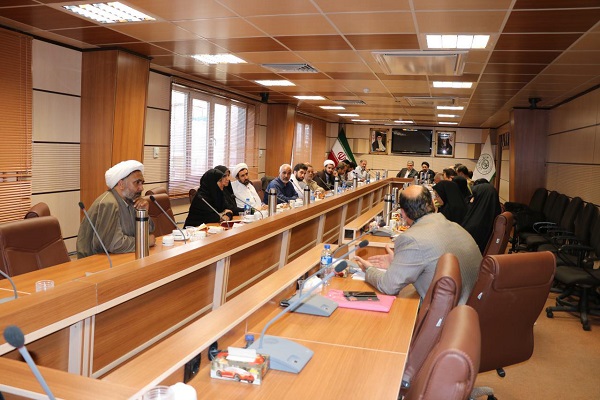 بیان دغدغههای مدیران عامل اتحادیههای استانی با دبیر هیئت رسیدگی بیان دغدغههای مدیران عامل اتحادیههای استانی با دبیر هیئت رسیدگی