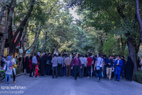 سه شنبه های بدون خودرو در خیابان چهارباغ اصفهان