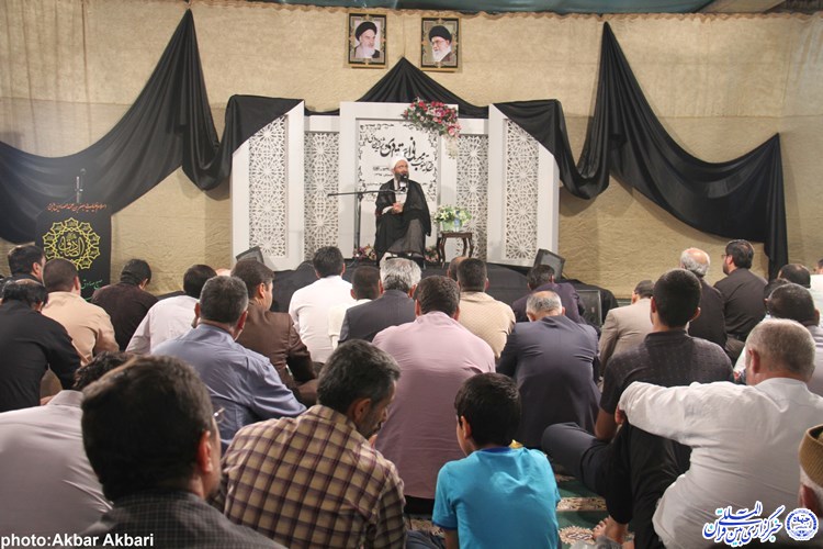 مهمترین چالش عصر حاضر، جنگ علیه خانواده است