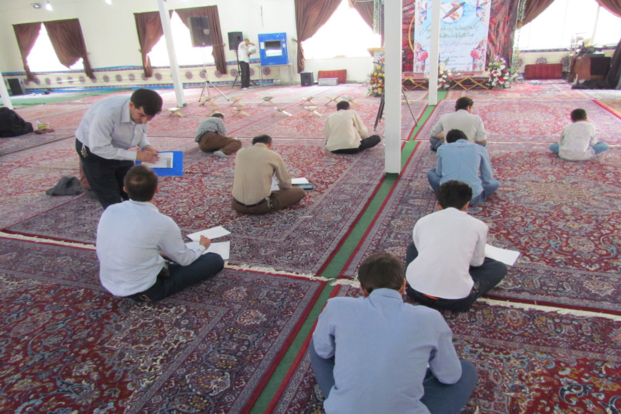 برگزاری مرحله استانی مسابقات قرآن بنیاد شهید لرستان + عکس