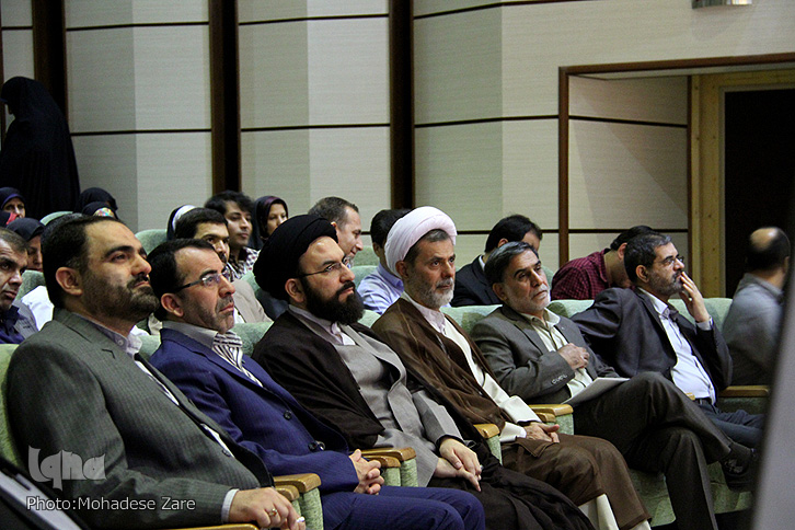 آغاز بیست و هشتمین دوره مسابقات سراسری قرآن خانواده بنیاد شهید در بخش بانوان آغاز بیست و هشتمین دوره مسابقات سراسری قرآن خانواده بنیاد شهید در بخش بانوان