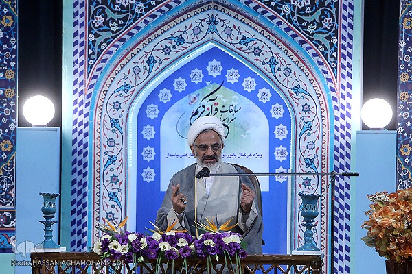 اشارههای صریح قرآن در مورد مقابله با نفوذ اشارههای صریح قرآن در مورد مقابله با نفوذ