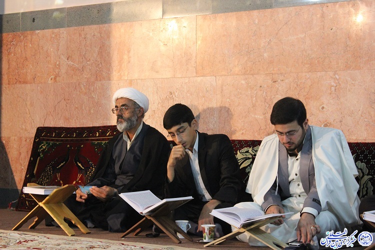 از تعلیم قرآن خسته نمی‌شد/ در اوج خستگی تلاوت‌های نابی داشت/ شهادت؛ حسرت همیشگی حاج‌محسن