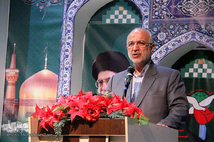 در حال /// اختتامیه مسابقات سراسری قرآن خانواده بنیاد شهید در بخش بانوان
