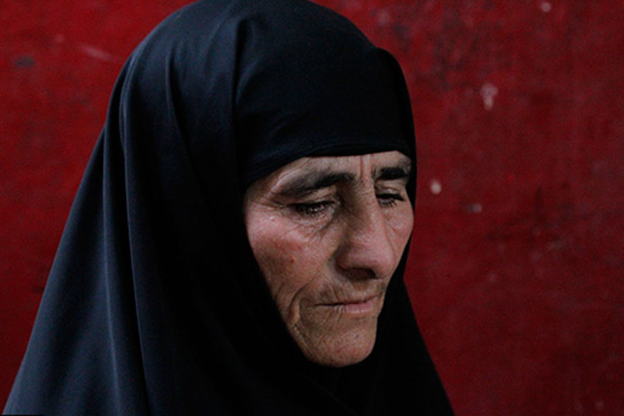 دیدار کارکنان دانشگاه پیام‌نور لرستان با خانواده شهید عبدیان + عکس
