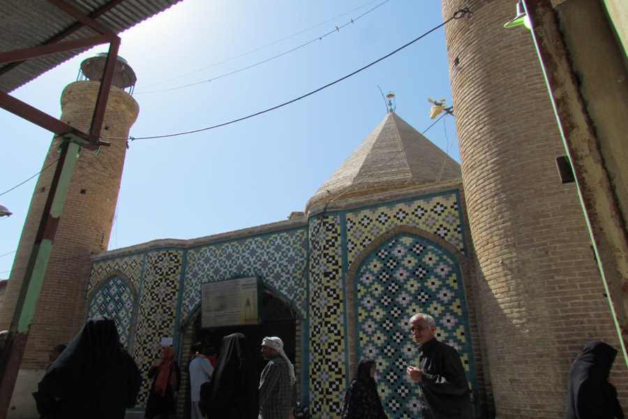 بقعه متبرکه امامزاده ابراهیم(ع) معروف به «بابای بزرگ» دلفان