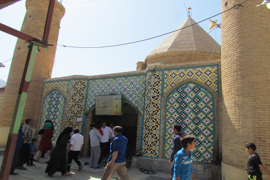 بقعه متبرکه امامزاده ابراهیم(ع) معروف به «بابای بزرگ» دلفان