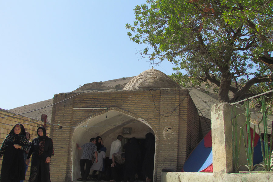 بقعه متبرکه امامزاده ابراهیم(ع) معروف به «بابای بزرگ» دلفان