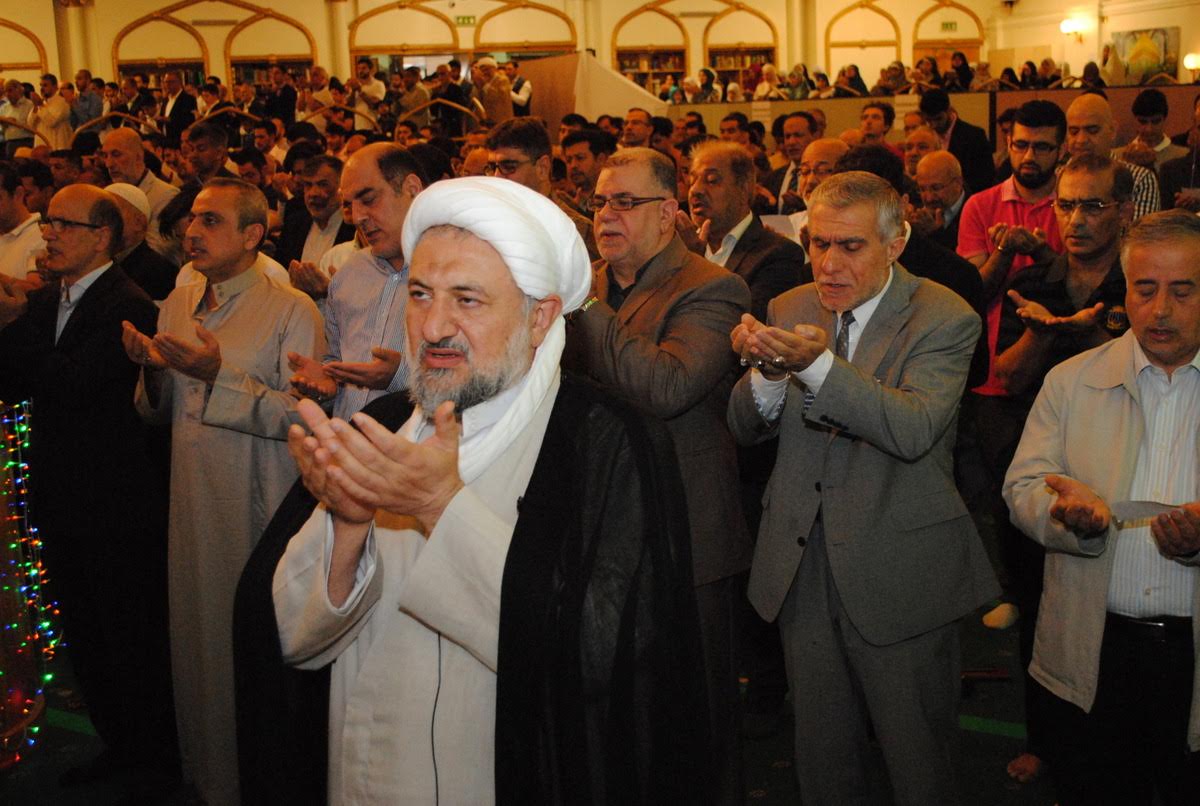 اقامه نماز عید قربان در مرکز اسلامی انگلیس + عکس اقامه نماز عید قربان در مرکز اسلامی انگلیس + عکس