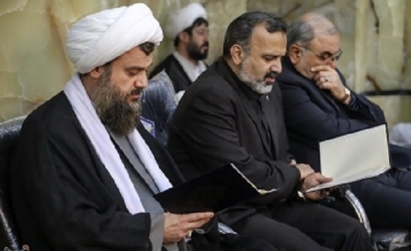 آیات قرآن تعابیر گوناگونی از یک حقیقت است/ تبیین مفهوم بخشش گناهان پیامبر(ص) در سوره فتح آیات قرآن تعابیر گوناگونی از یک حقیقت است/ تبیین مفهوم بخشش گناهان پیامبر(ص) در سوره فتح