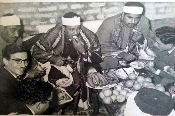 عبدالباسط، ابراهیم شعشاعی، احمد شعیشع عکس متعلق به سال ۱۹۵۶ میلادی و در کشور عراق عبدالباسط، ابراهیم شعشاعی، احمد شعیشع عکس متعلق به سال ۱۹۵۶ میلادی و در کشور عراق