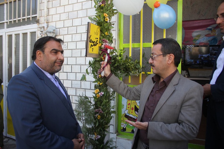 زنگ غنچهها در خمین نواخته شد زنگ غنچهها در خمین نواخته شد