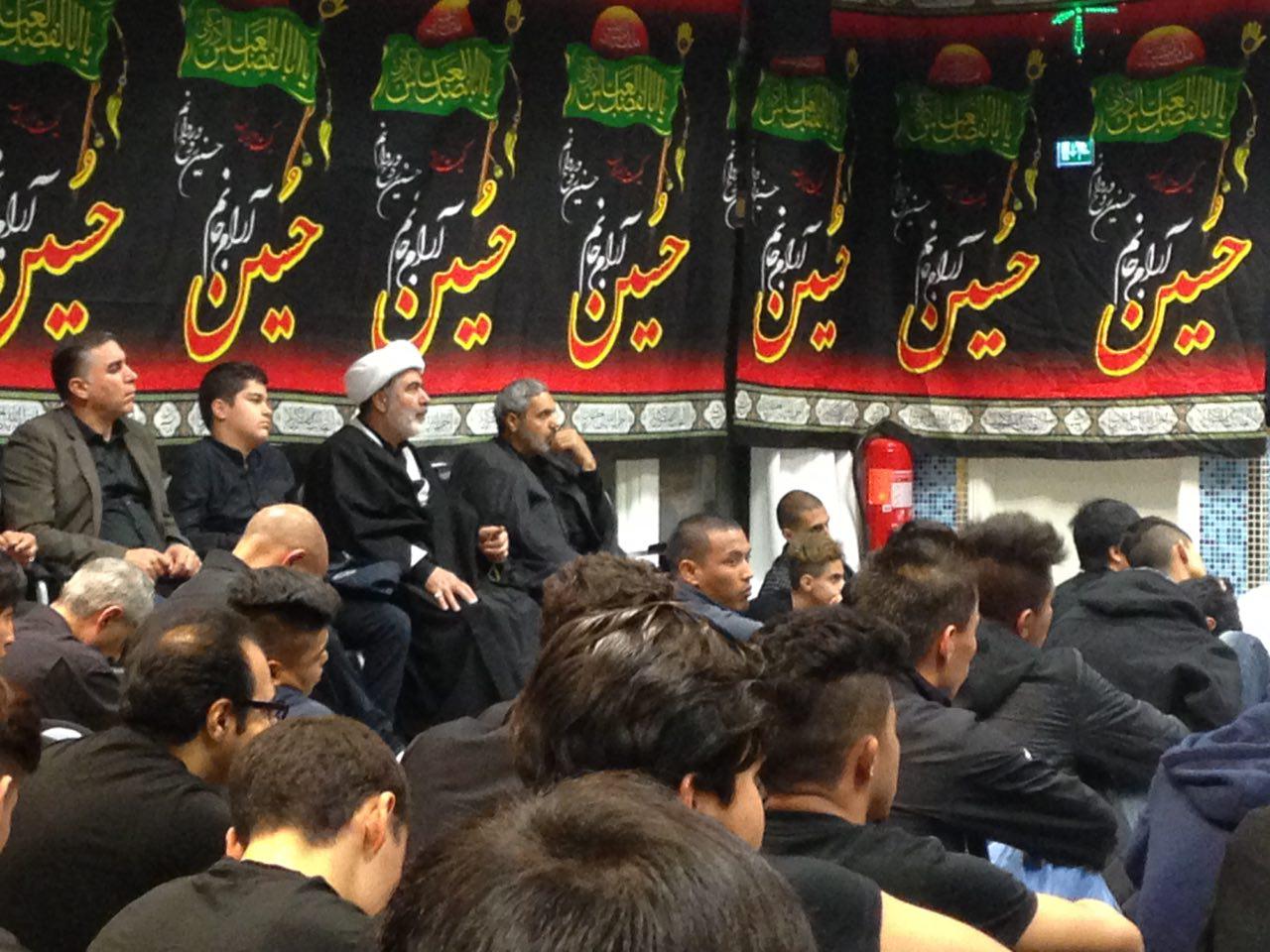 مجلس عزای حسینی در مرکز اسلامی سوئد + عکس