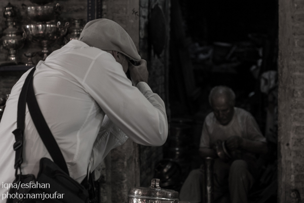 کسب و کار و رزق و روزی حلال در میدان نقش جهان