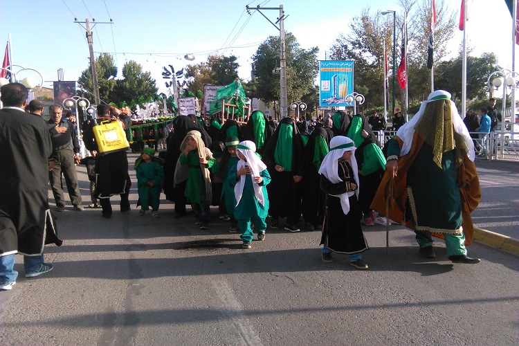 حرکت نمادین کاروان کربلا در خمین