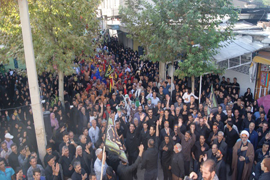 برگزاری تجمع «لبیک یا حسین(ع)» در خرمآباد برگزاری تجمع «لبیک یا حسین(ع)» در خرمآباد