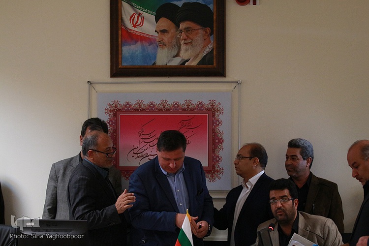 گزارش تصویری نشست سفیر بلغارستان با فعالان اقتصادی استان مرکزی