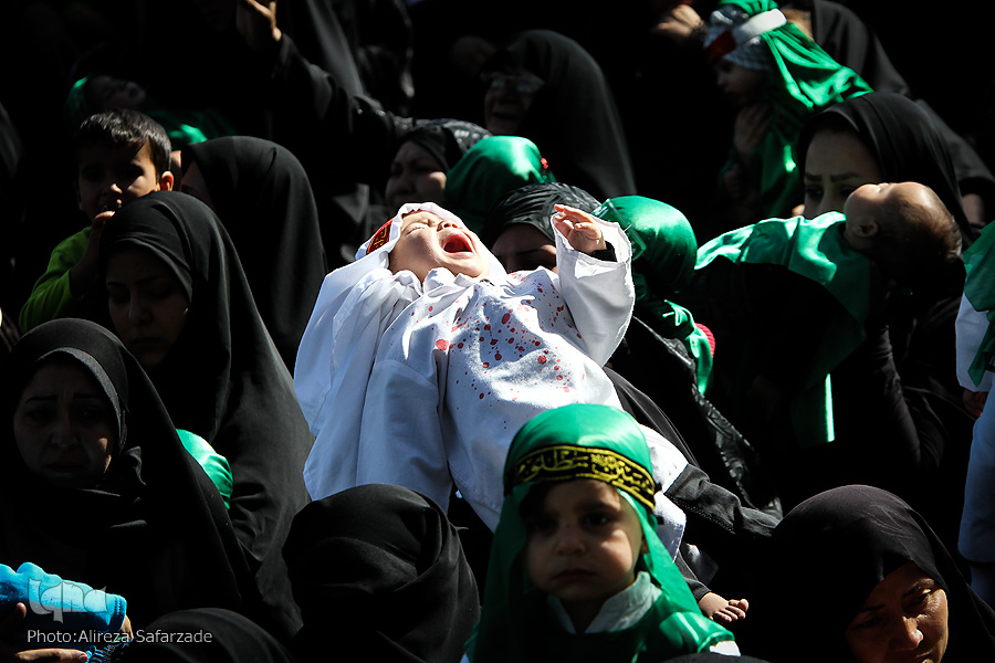 شیرخوارگان حسینی در حرم رضوی نذر صاحب الزمان شدند