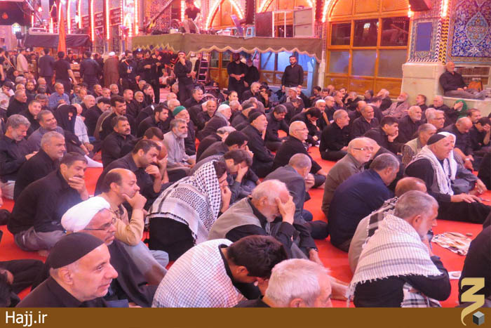 عزاداری زائران ایرانی در بین‌الحرمین در قالب موکب امام رضا(ع) + عکس
