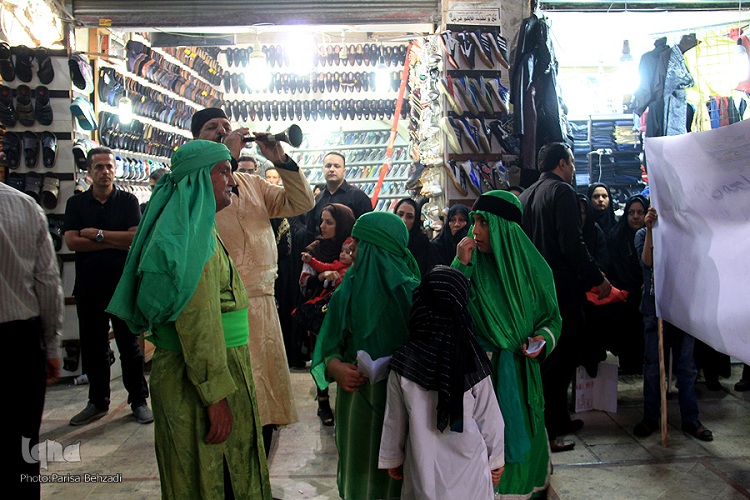 تعزیه سیار بازار تاریخی اراک برای چهارمین سال متوالی برگزار شد+عکس تعزیه سیار بازار تاریخی اراک برای چهارمین سال متوالی برگزار شد+عکس