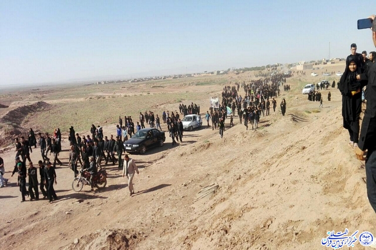 برگزاری نماز ظهر تاسوعا در شهرستان خوشاب با وحدت هیات‌های عزاداری