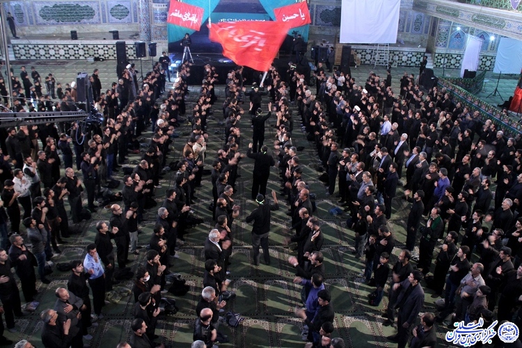 اجتماع بزرگ عزاداران حسيني در مصلي شهركرد