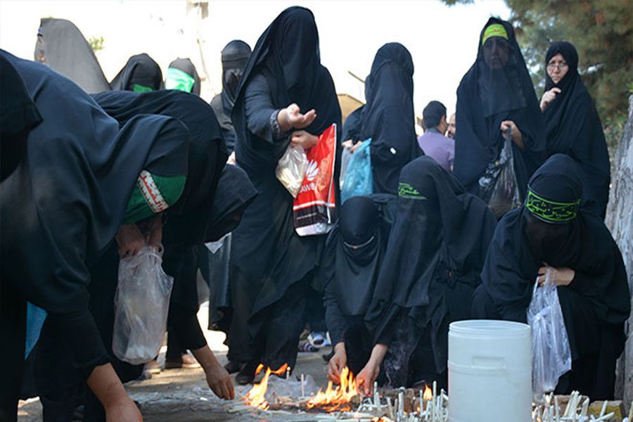 طلب حاجت با نذر چهل شمع در چهل منبر