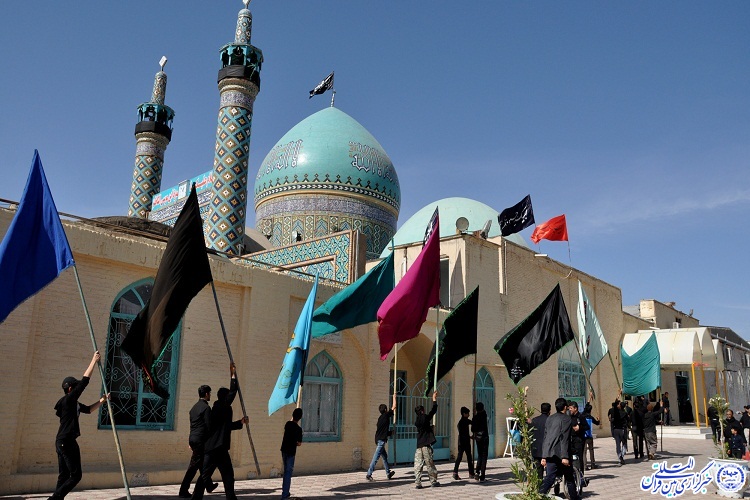 نماز ظهر عاشورا در دومین شهر زیارتی استان اقامه شد