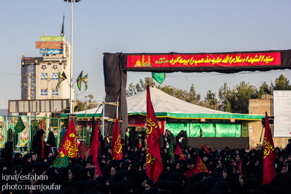 همایش رهروان زینبی در اصفهان