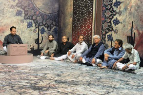 شاعران اهل تسنن پاکستان در شب شعر عاشورایی + عکس