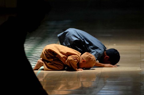 آماده//طرح آموزشی «نماز در یک ساعت» در روسیه