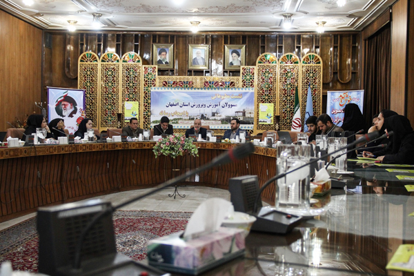 نشست مطبوعاتی مسئولان آموزش