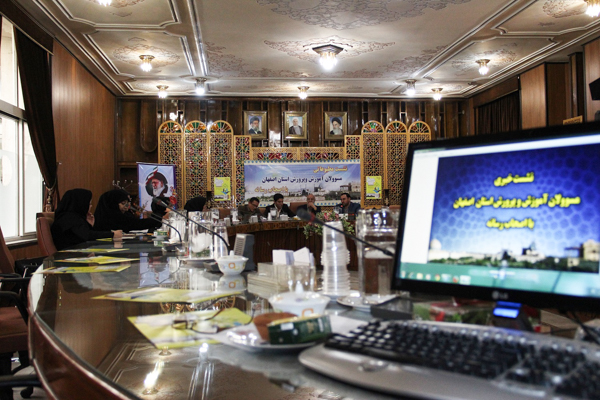نشست مطبوعاتی مسئولان آموزش
