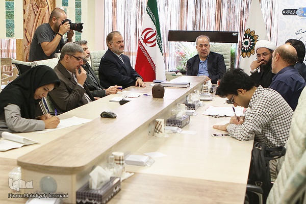 گزارشی از عملکرد شورای عالی قرآن سازمان هنری شهرداری/ امضای تفاهمنامه با سازمان دارالقرآن گزارشی از عملکرد شورای عالی قرآن سازمان هنری شهرداری/ امضای تفاهمنامه با سازمان دارالقرآن