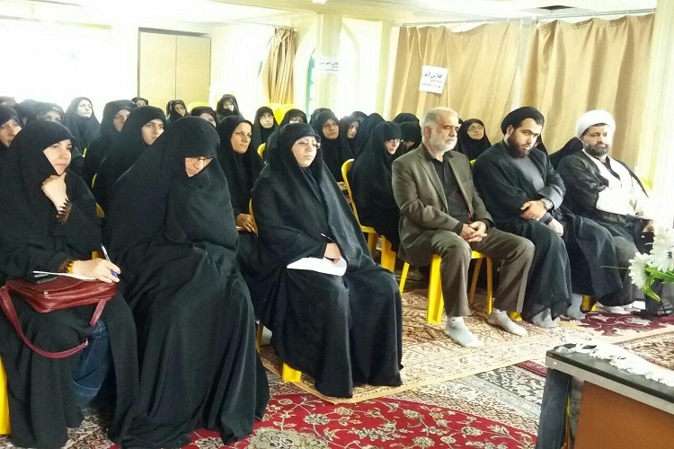 کارگاه‌های آموزشی و محافل قرآنی در جای جای گیلان برگزار شد