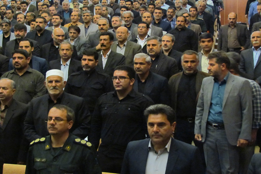برگزاری یادواره شهدای کارمند لرستان + عکس