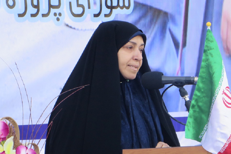 نواخته شدن زنگ «مهر و مقاومت» در مدارس لرستان + عکس