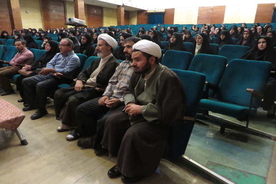 کارگاه آموزشی کودک، نوجوان و تربیت دینی در لرستان برگزار شد کارگاه آموزشی کودک، نوجوان و تربیت دینی در لرستان برگزار شد