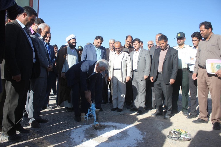 اولین پارک موزه دفاع مقدس خمین کلنگ‌زنی شد