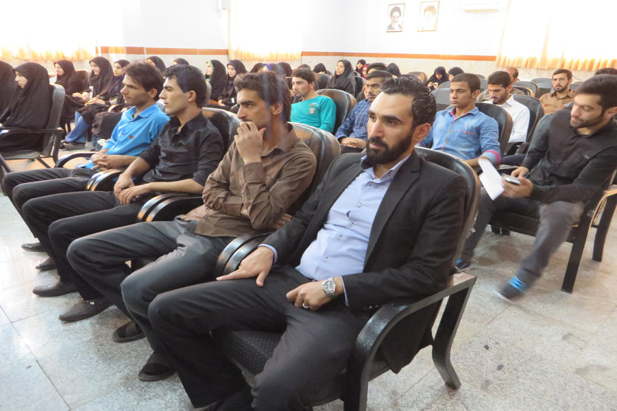 برگزاری نشست تخصصی واکاوی واقعه غدیر در خرم‌آباد + عکس