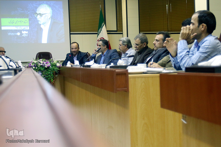مردی که رکورددار نفَس در تلاوت بود مردی که رکورددار نفَس در تلاوت بود