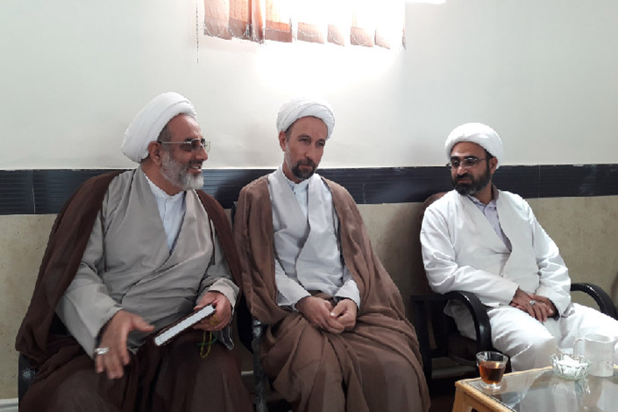 بازدید مدیر حوزه علمیه لرستان از مدرسه علمیه کوهدشت + عکس