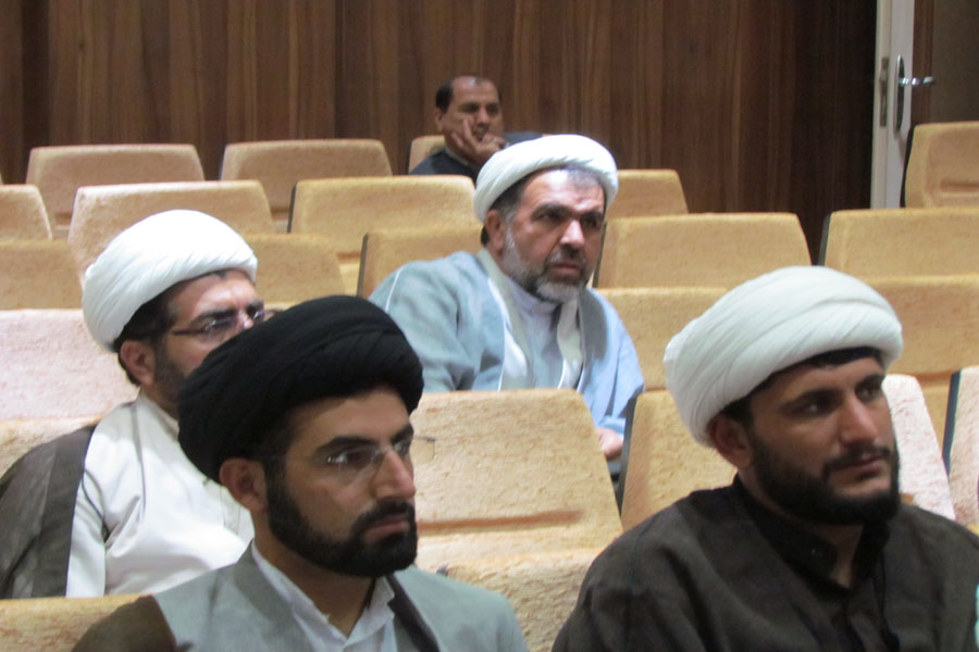 برگزاری کارگاه آموزشی نماز در خرم‌آباد