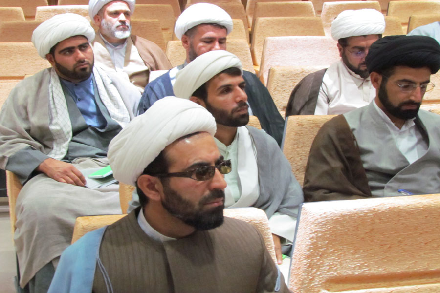 برگزاری کارگاه آموزشی نماز در خرم‌آباد