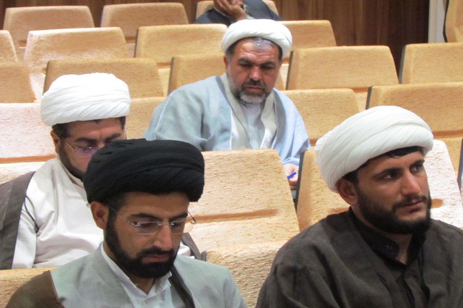 برگزاری کارگاه آموزشی نماز در خرم‌آباد